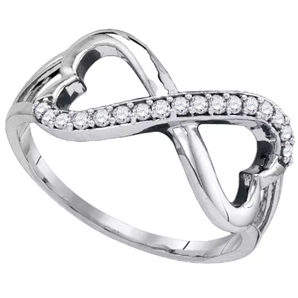 10kt Women Diamond Infinity Heart Ring 1/6 Cttw - Picture 1 of 3